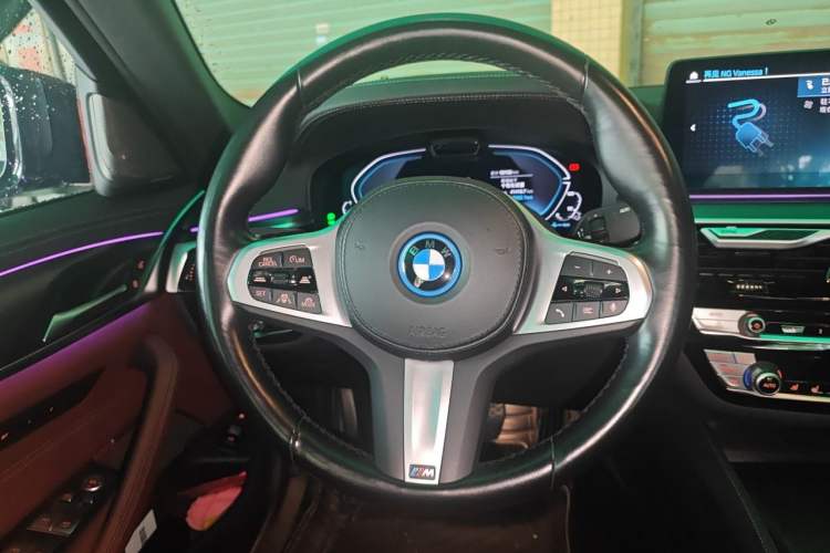 Used BMW 5 Series New Energy 2022 535Le Pioneer Edition M Sport Package Steering Wheel
