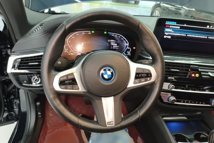 Used BMW 5 Series New Energy 2022 Restyled 535Le M Sport Package Steering Wheel