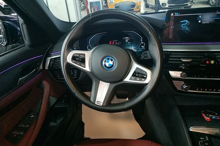 Used BMW 5 Series New Energy 2022 535Le M Sport Package Steering Wheel