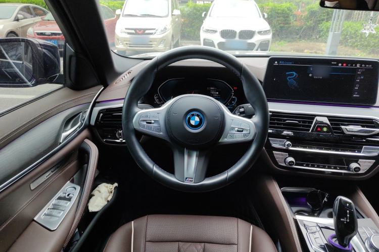 Used BMW 5 Series New Energy 2022 Restyled 535Le M Sport Package Steering Wheel