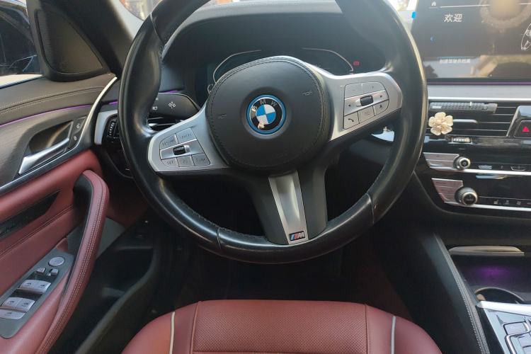 Used BMW 5 Series New Energy 2022 Second Facelift 535Le M Sport Package Steering Wheel