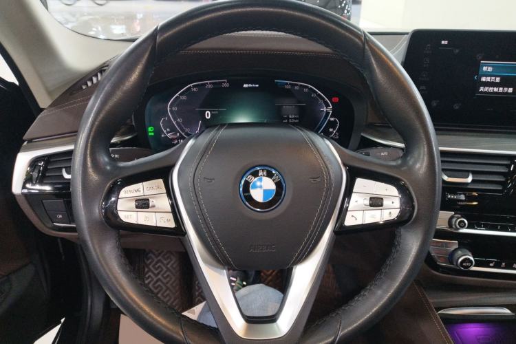 Used BMW 5 Series New Energy 2022 Updated Version 535Le Luxury Package Steering Wheel