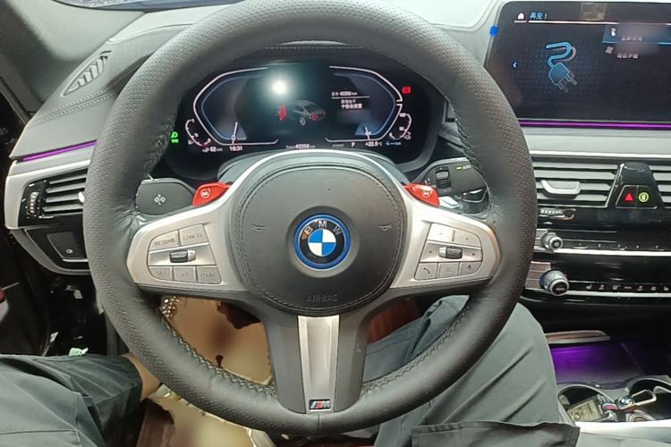 Used BMW 5 Series New Energy 2022 Second Facelift 535Le M Sport Package Steering Wheel