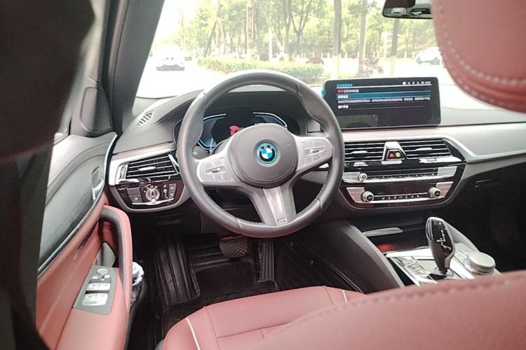 Used BMW 5 Series New Energy 2022 Second Facelift 535Le M Sport Package Steering Wheel