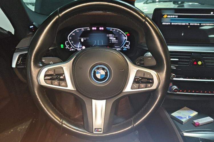 Used BMW 5 Series New Energy 2022 535Le Pioneer Edition M Sport Package Steering Wheel