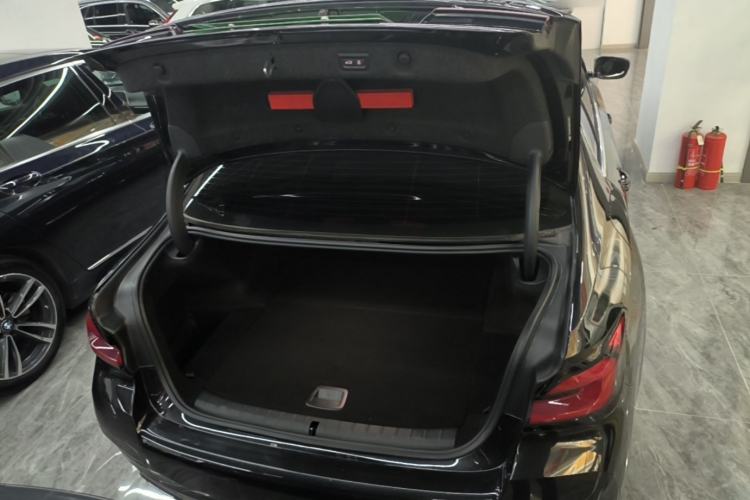 Used BMW 5 Series New Energy 2022 Restyled 535Le M Sport Package Trunk