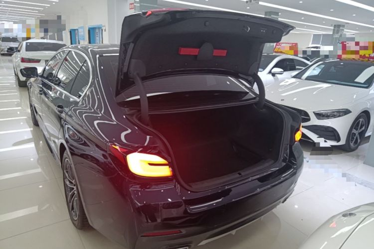 Used BMW 5 Series New Energy 2022 535Le Pioneer Edition M Sport Package Trunk