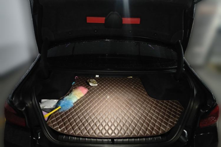 Used BMW 5 Series New Energy 2022 535Le M Sport Package Trunk