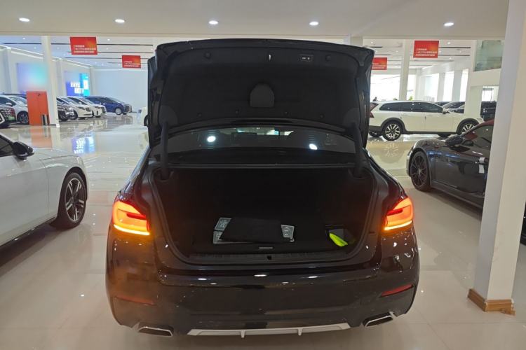 Used BMW 5 Series New Energy 2022 Restyled 535Le M Sport Package Trunk
