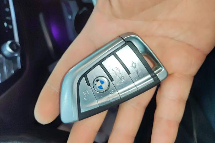 Used BMW 5 Series New Energy 2022 Second Facelift 535Le M Sport Package Vehicle Key