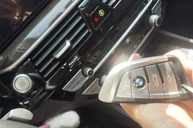 Used BMW 5 Series New Energy 2022 Updated Version 535Le Luxury Package Vehicle Key