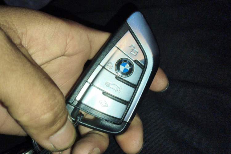 Used BMW 5 Series New Energy 2022 Restyled 535Le M Sport Package Vehicle Key