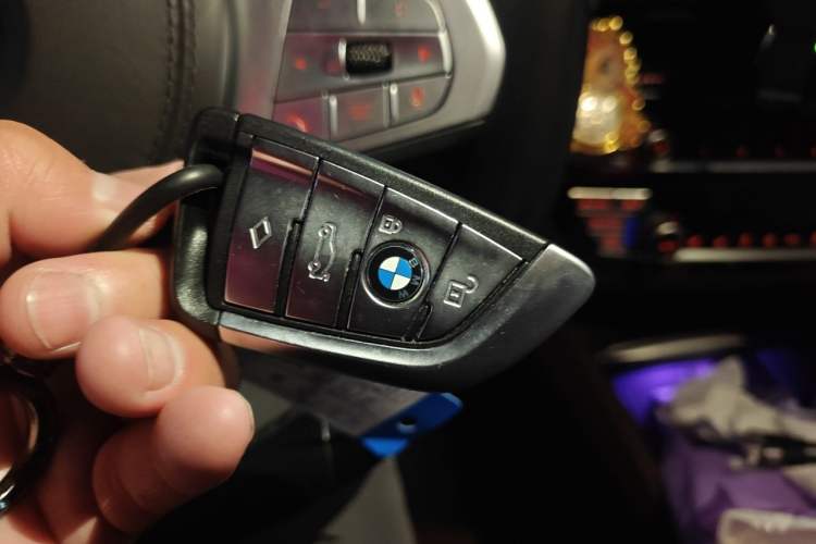 Used BMW 5 Series New Energy 2022 Second Facelift 535Le Pioneer Edition M Sport Package Vehicle Key