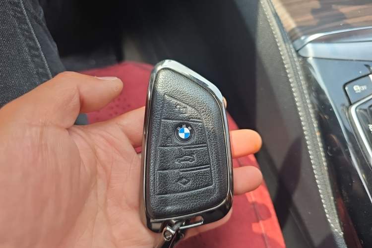 Used BMW 5 Series New Energy 2022 Updated Version 535Le Luxury Package Vehicle Key