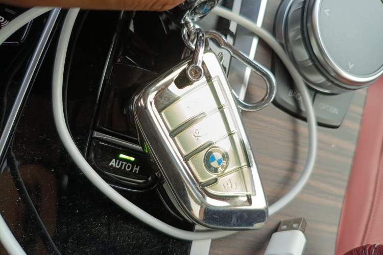 Used BMW 5 Series New Energy 2022 Updated Version 535Le Luxury Package Vehicle Key
