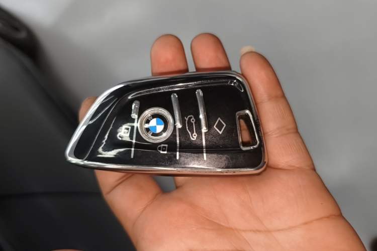 Used BMW 5 Series New Energy 2022 Restyled 535Le M Sport Package Vehicle Key