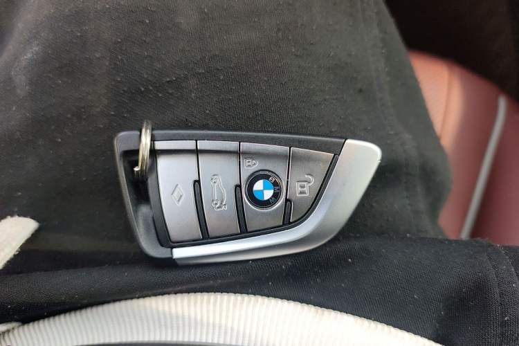 Used BMW 5 Series New Energy 2022 Second Facelift 535Le M Sport Package Vehicle Key