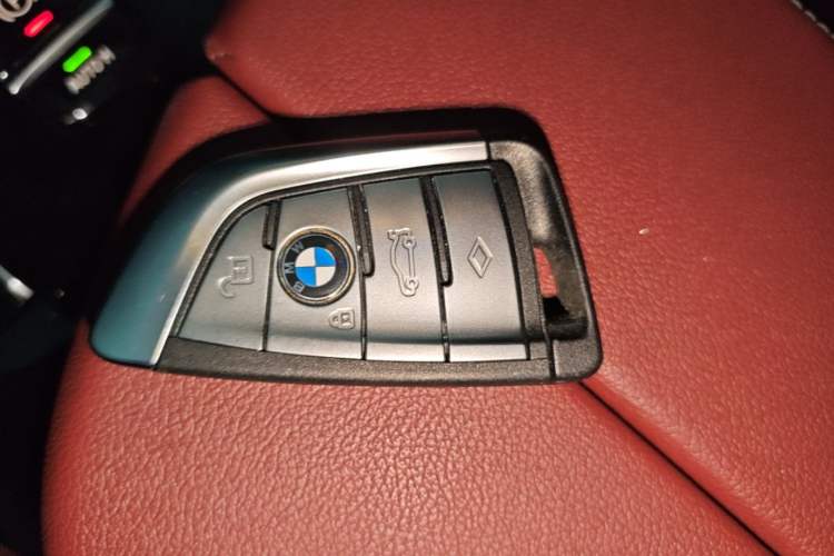 Used BMW 5 Series New Energy 2022 Restyled 535Le M Sport Package Vehicle Key