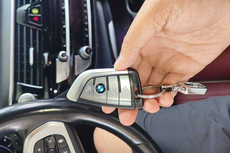 Used BMW 5 Series New Energy 2022 Restyled 535Le M Sport Package Vehicle Key