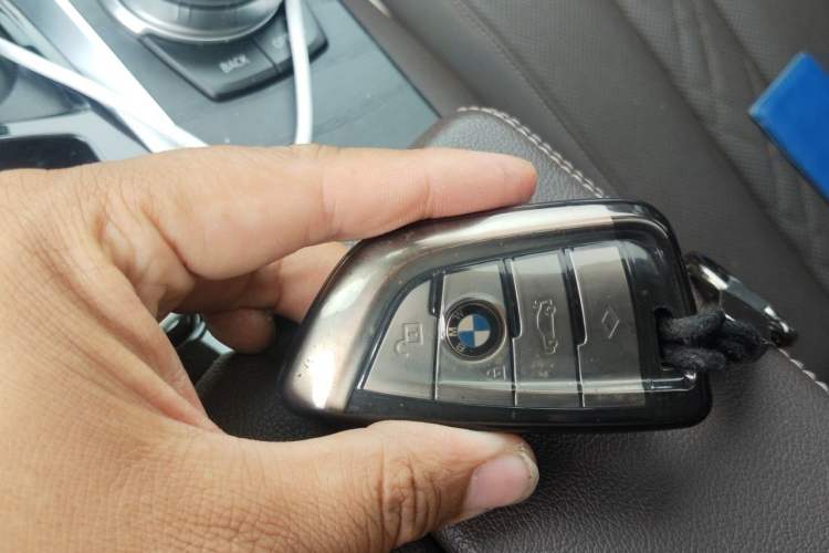 Used BMW 5 Series New Energy 2022 Second Facelift 535Le M Sport Package Vehicle Key