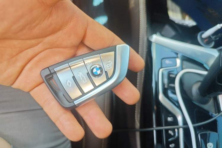 Used BMW 5 Series New Energy 2022 535Le Pioneer Edition M Sport Package Vehicle Key