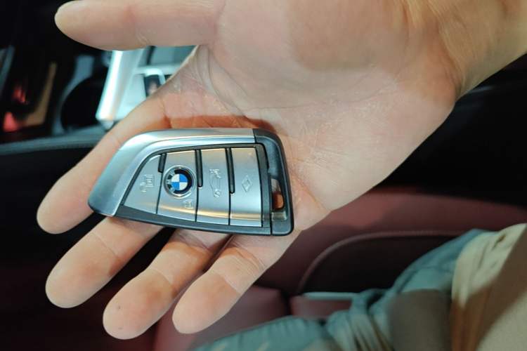 Used BMW 5 Series New Energy 2022 535Le Pioneer Edition M Sport Package Vehicle Key