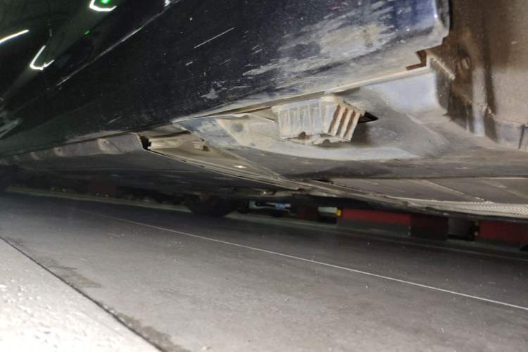Used BMW 5 Series New Energy 2022 Second Facelift 535Le Luxury Package Chassis Rear Left