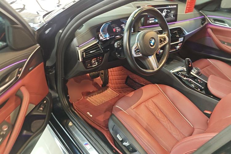Used BMW 5 Series New Energy 2022 535Le M Sport Package Driver Seat