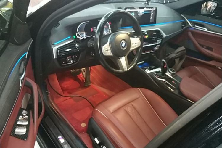 Used BMW 5 Series New Energy 2022 Second Facelift 535Le M Sport Package Driver Seat