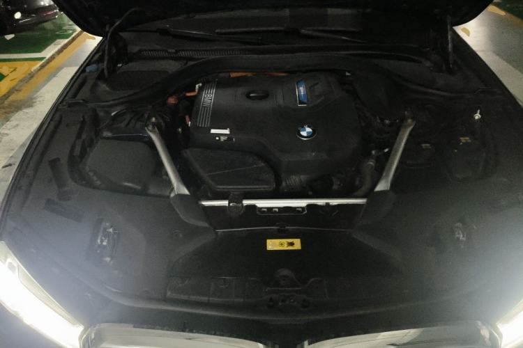 Used BMW 5 Series New Energy 2022 535Le Pioneer Edition M Sport Package Engine Bay