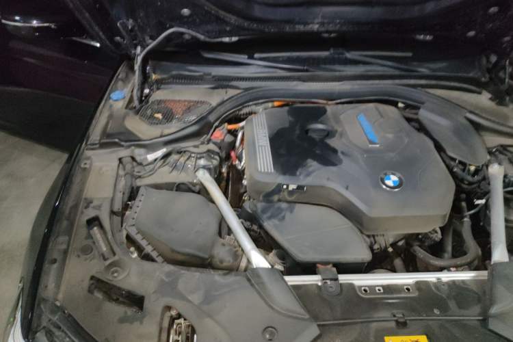 Used BMW 5 Series New Energy 2022 Second Facelift 535Le Luxury Package Engine Bay Right