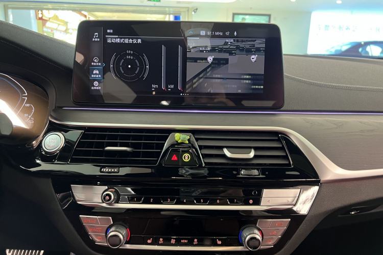 Used BMW 5 Series New Energy 2022 Second Facelift 535Le M Sport Package Interior 5