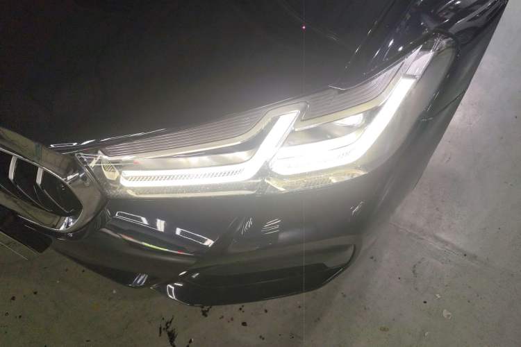 Used BMW 5 Series New Energy 2022 Second Facelift 535Le Pioneer Edition M Sport Package Left Front Headlight