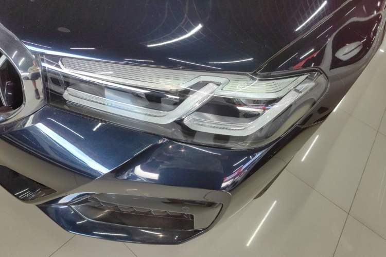 Used BMW 5 Series New Energy 2022 535Le M Sport Package Left Front Headlight