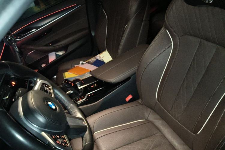 Used BMW 5 Series New Energy 2022 535Le Pioneer Edition M Sport Package Left Front Seat