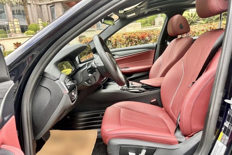Used BMW 5 Series New Energy 2022 535Le M Sport Package Left Front Seat