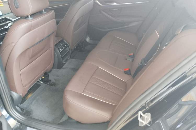 Used BMW 5 Series New Energy 2022 535Le M Sport Package Left Rear Seat