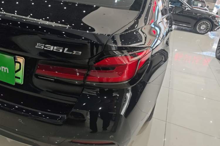 Used BMW 5 Series New Energy 2022 535Le M Sport Package Right Rear Taillight