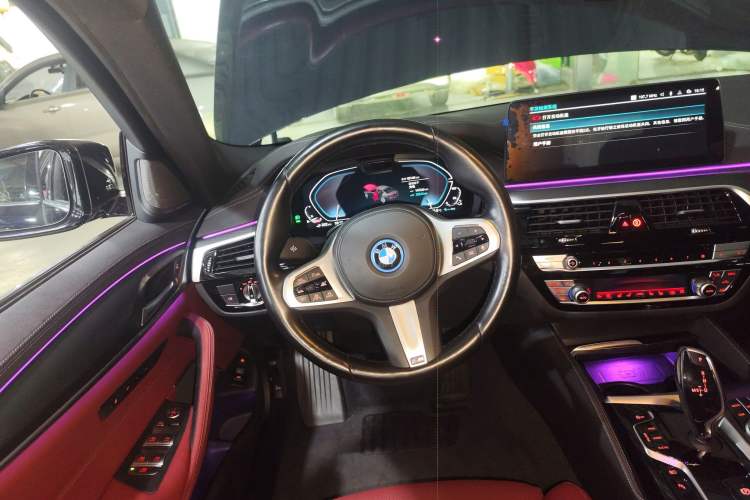 Used BMW 5 Series New Energy 2022 Second Facelift 535Le Pioneer Edition M Sport Package Steering Wheel