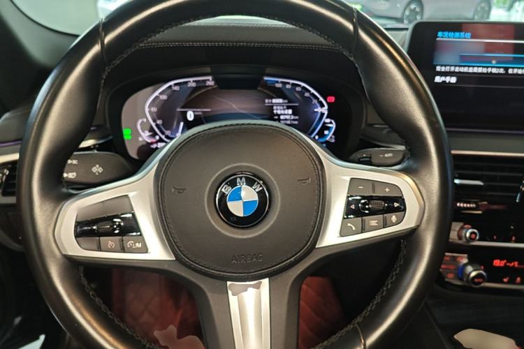 Used BMW 5 Series New Energy 2022 535Le M Sport Package Steering Wheel