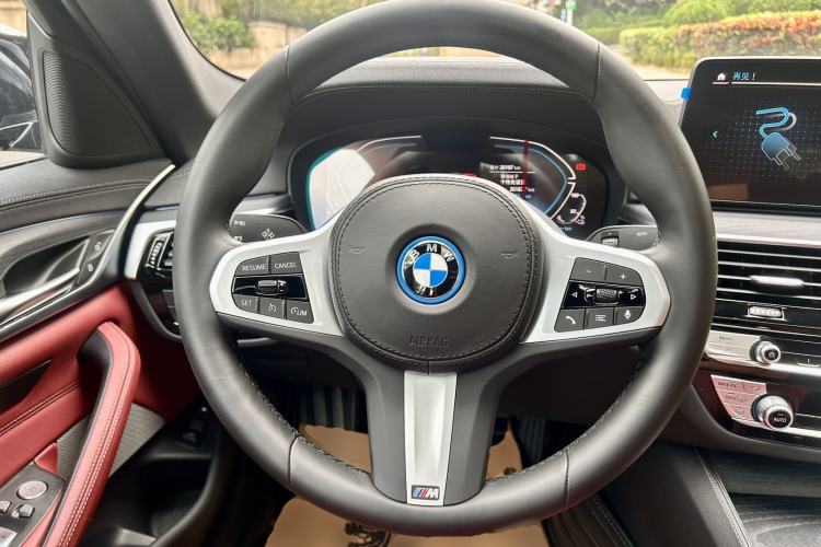 Used BMW 5 Series New Energy 2022 535Le M Sport Package Steering Wheel