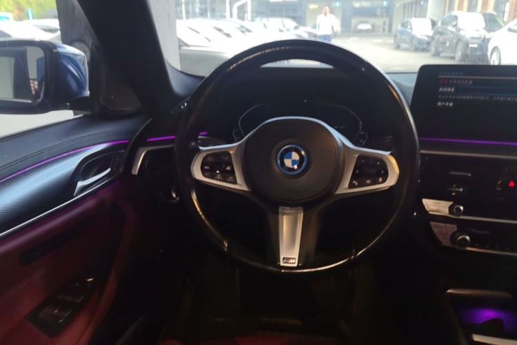 Used BMW 5 Series New Energy 2022 Restyled 535Le Pioneer Edition M Sport Package Steering Wheel