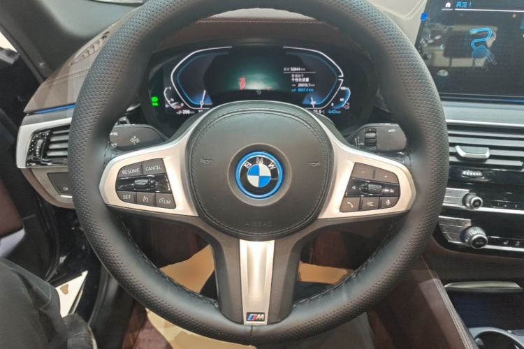Used BMW 5 Series New Energy 2022 535Le M Sport Package Steering Wheel