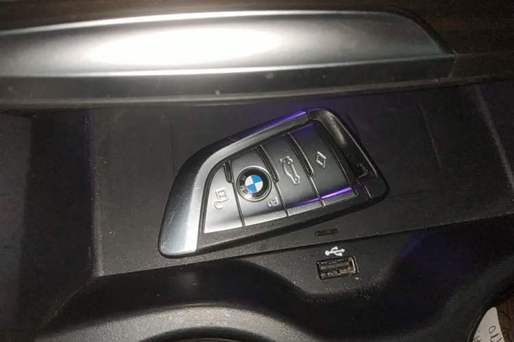 Used BMW 5 Series New Energy 2022 Updated Version 535Le Luxury Package Vehicle Key
