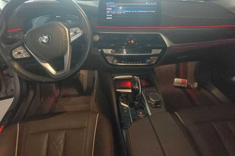 Used BMW 5 Series New Energy 2022 Second Facelift 535Le Luxury Package Center Console