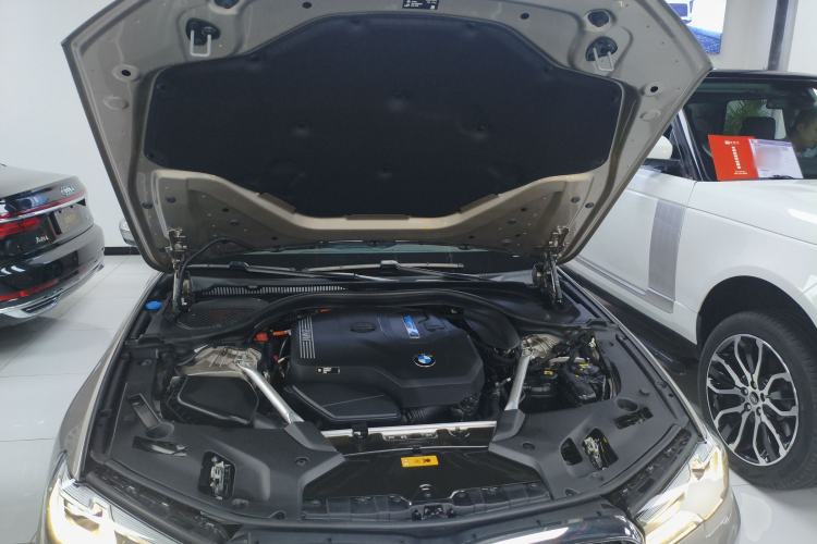 Used BMW 5 Series New Energy 2022 Updated Version 535Le Luxury Package Engine Bay