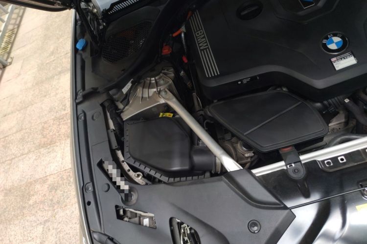 Used BMW 5 Series New Energy 2022 535Le Luxury Package Engine Bay Right