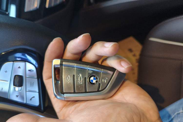 Used BMW 5 Series New Energy 2022 Updated Version 535Le Luxury Package Interior 1