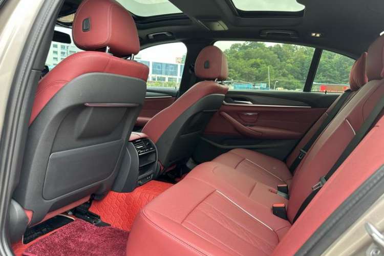 Used BMW 5 Series New Energy 2022 Restyled 535Le M Sport Package Interior 3
