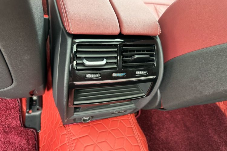 Used BMW 5 Series New Energy 2022 Restyled 535Le M Sport Package Interior 6